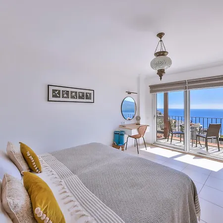 Turquoise Villa *