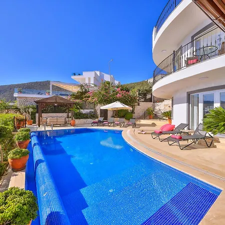 Villa Turquoise