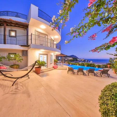 Villa Turquoise